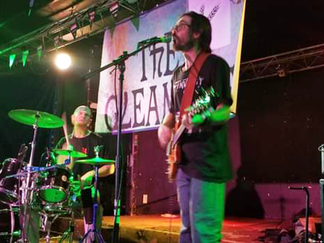 ThE gLeanerS performing